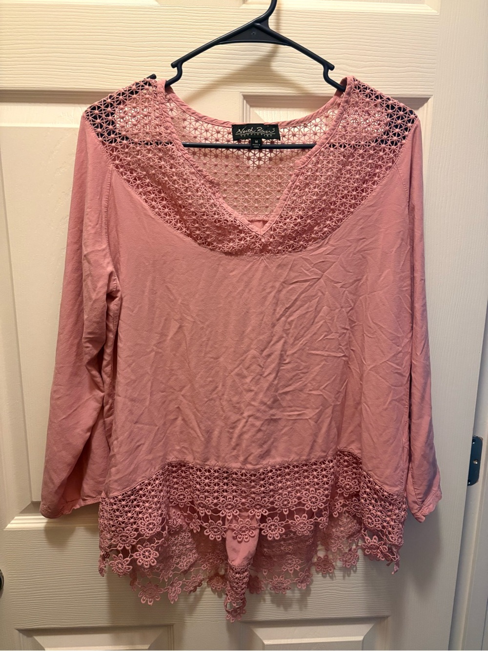 North River Outfitters Crochet Trim V-Neck Women’s Top